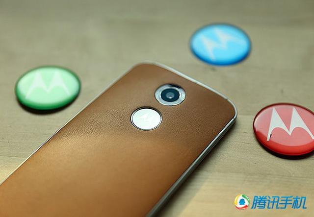 Moto X行货版评测:最好的设计回来了!