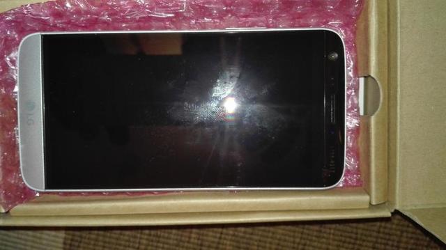 LG G5“第二块屏幕”猜想 或将使用OLED屏幕