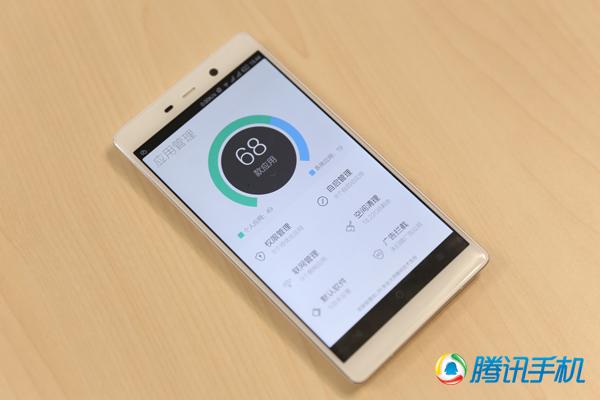 IUNI U3评测:硬件性价比高 系统需优化