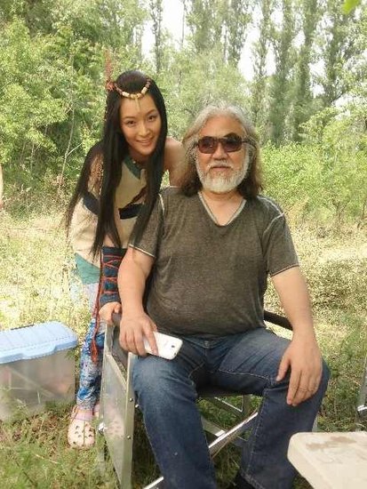 张纪中《英雄时代》宝鸡热拍 新人赵雨菁挑战“云儿”