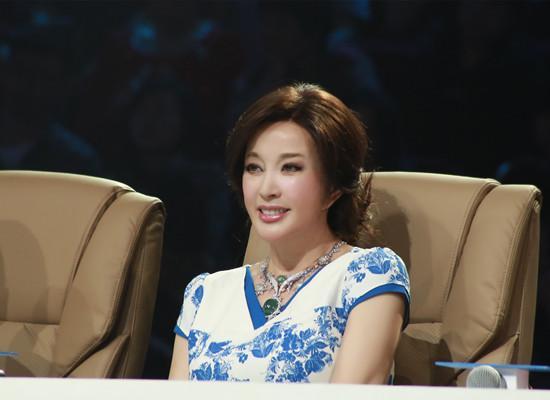 刘晓庆从未有退休之意:有很多合同 会很忙