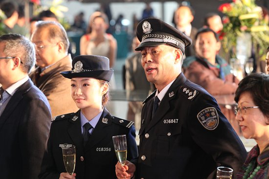 《富春》戏骨甘当绿叶 张光北铁汉刑警助刘德华