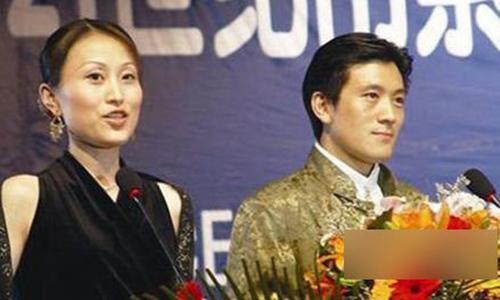 网曝杨子2007年4月离婚 一个月后和黄圣依结婚