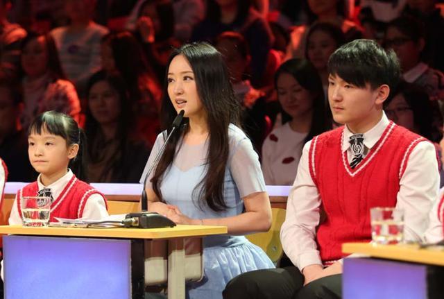 43岁杨钰莹仍单身 坦言想当妈妈生孩子(图
