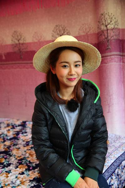 小雪杨紫成“女蛇精病” 浇粪劈柴为凑饭钱