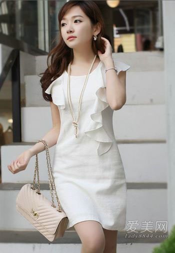 【已审】荷叶袖让轻熟女遮掩拜拜肉