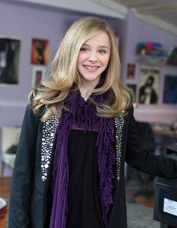 【已审】小童星科洛莫瑞兹的靓丽卷发