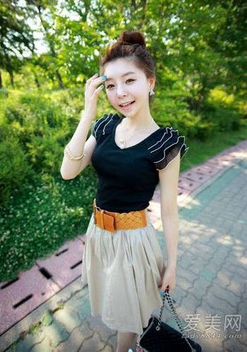 【已审】荷叶袖让轻熟女遮掩拜拜肉