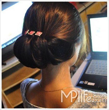 【已审】夏末最气质公主头