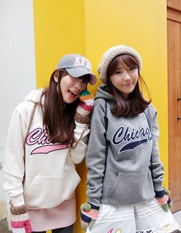 【已审】姐妹闺蜜情 甜美扮靓齐出游