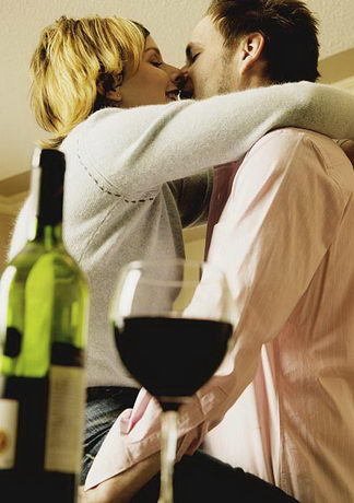 【已审】接吻秘密:每天接吻3次可减肥!