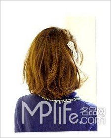 【已审】发饰巧缀2款发型锦上添花