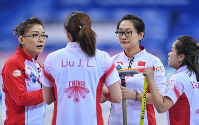 中国女壶哑火?教练:队员拼劲足 对手太凶悍