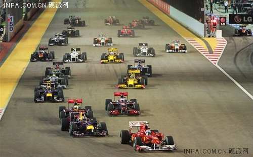 DX9对比DX11!《F1 2010》全方位游戏评测
