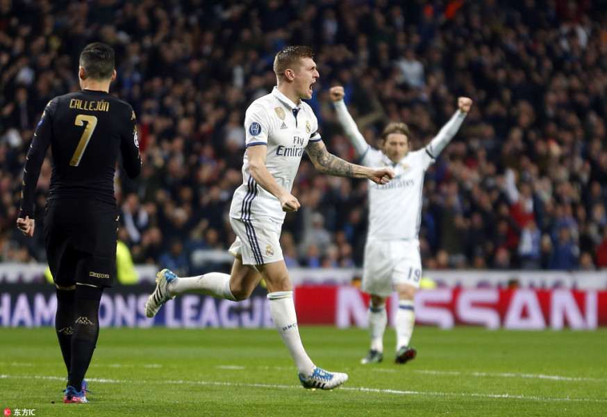 欧冠-C罗送助攻铁腰世界波 皇马3-1逆转那不勒斯