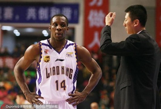 郭士强:哈神不签NBA定回辽宁 新赛季目标夺冠
