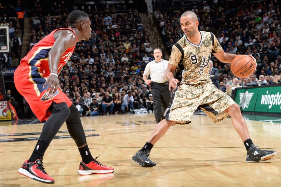 莱纳德失绝杀!马刺2连败 浓眉27+11+4+6帕克28分