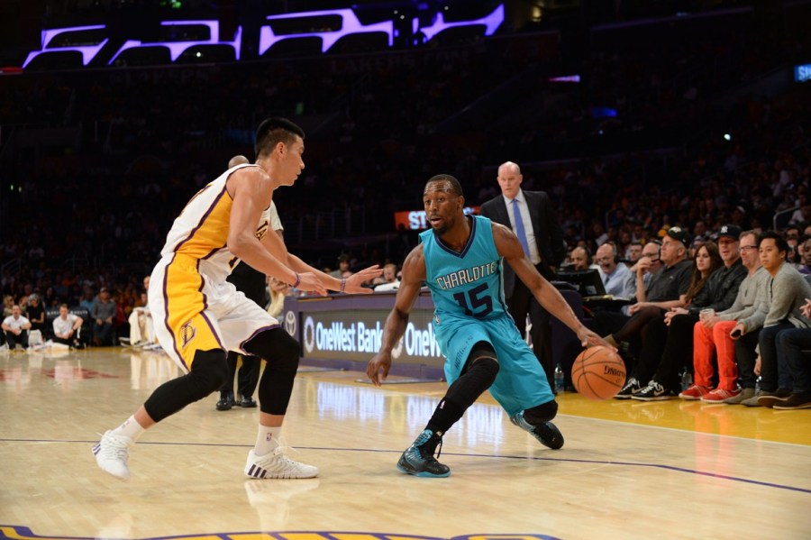 科比21+6+4为胜利变合理 让位林书豪进攻反受益