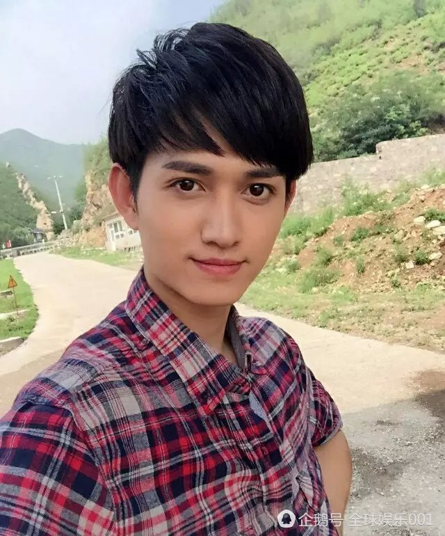 娱乐圈凭借一部戏成功逆袭的8大明星