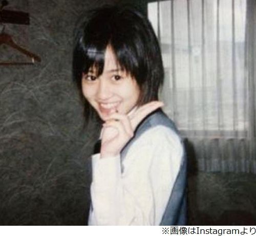 企鹅娘吐槽:ClariS组合为什么迟迟不敢露脸呢?