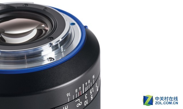 广角新神镜 蔡司发布Milvus 25mm F1.4