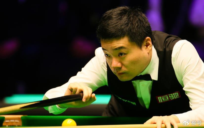 英锦赛揭幕战:丁俊晖6-5逆转卫冕冠军马克-艾伦