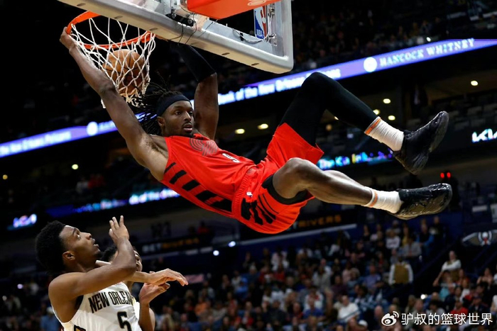 亏大了!用5个首轮签换来的“核心”,才打2个月,就变成辅助了