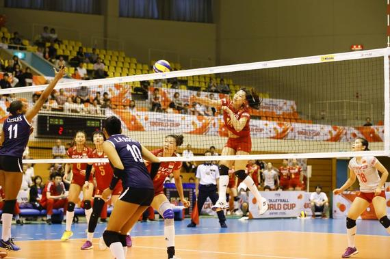 朱婷休战中国女排半主力3-0胜秘鲁 魏秋月再登场