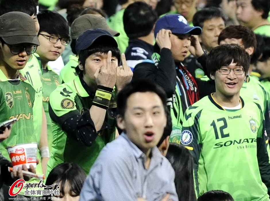 里皮:全场前锋线毫无作为 输球责任由我来承担