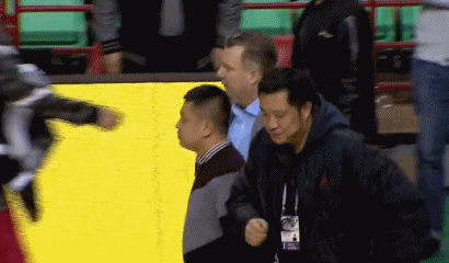 两位男篮前主帅拒绝握手险交恶 二人恩怨揭秘