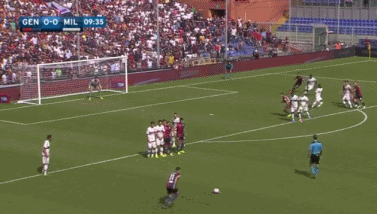 意甲-中卫染红围攻未果 AC米兰0-1客负遭3败