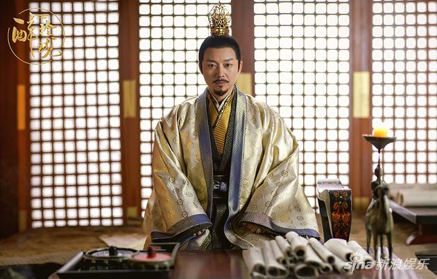 金蝶成团宠蝴蝶结走红 《醉玲珑》热播掀起追蝶风