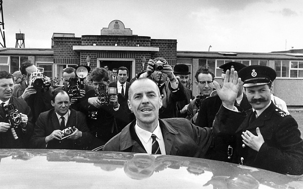 本尼迪克特·康伯巴奇主演新片《铁皮木》 饰间谍