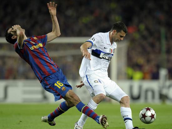 巴萨欧冠赛场10大争议判罚