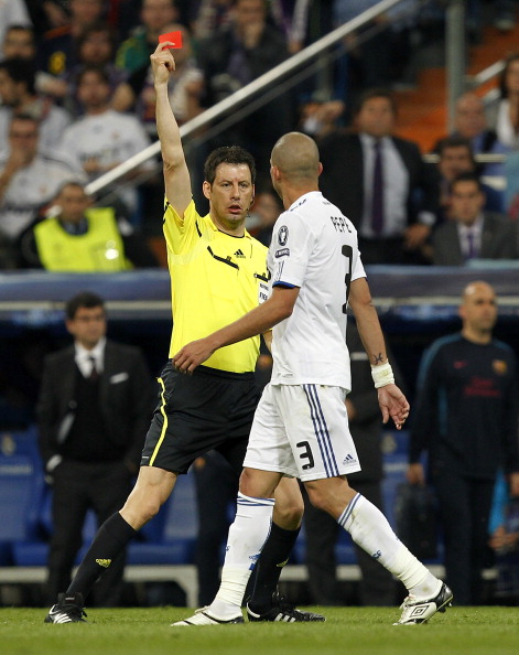 巴萨欧冠赛场10大争议判罚