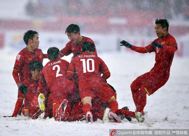 吉媒:越南足球未留洋仍崛起 国足已无时间浪费
