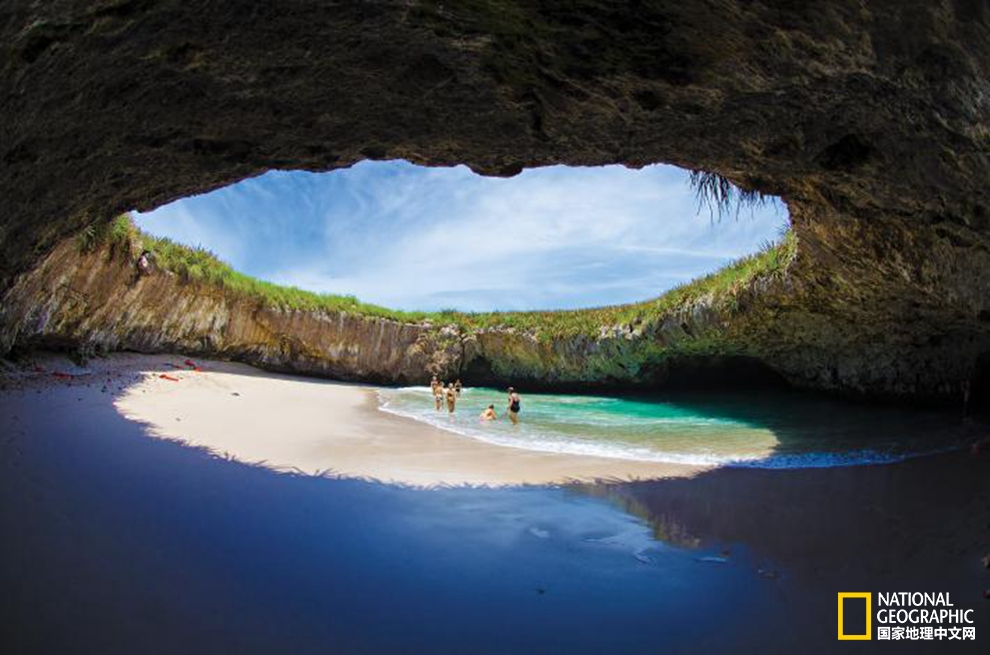 【转】全世界最美的21片沙滩