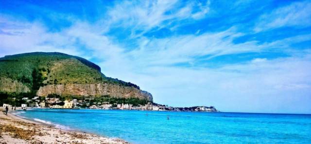 【转】这个国家把最美的颜色都穿在了身上!你想跟谁去?