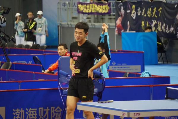 张继科团体赛一人丢2分,粉丝动情:看一场少一场,要珍惜