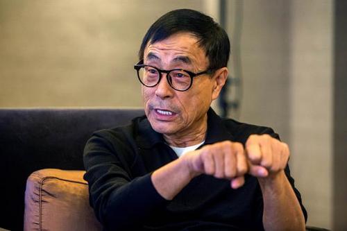 时隔44年!71岁琼瑶女郎甄珍再度告白83岁初恋谢贤:遗憾与他离婚