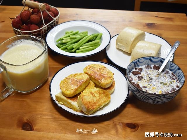 家有学生,用心做好早餐晚餐,网友:搭配真不错,很想去蹭饭