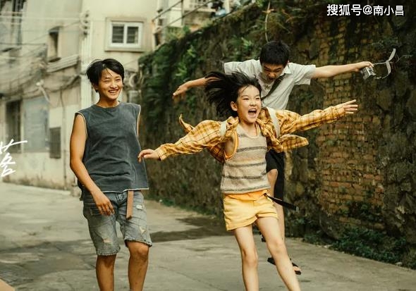 《隐秘的角落》之“谢顶男”张东升,可恨之人也有可怜之处