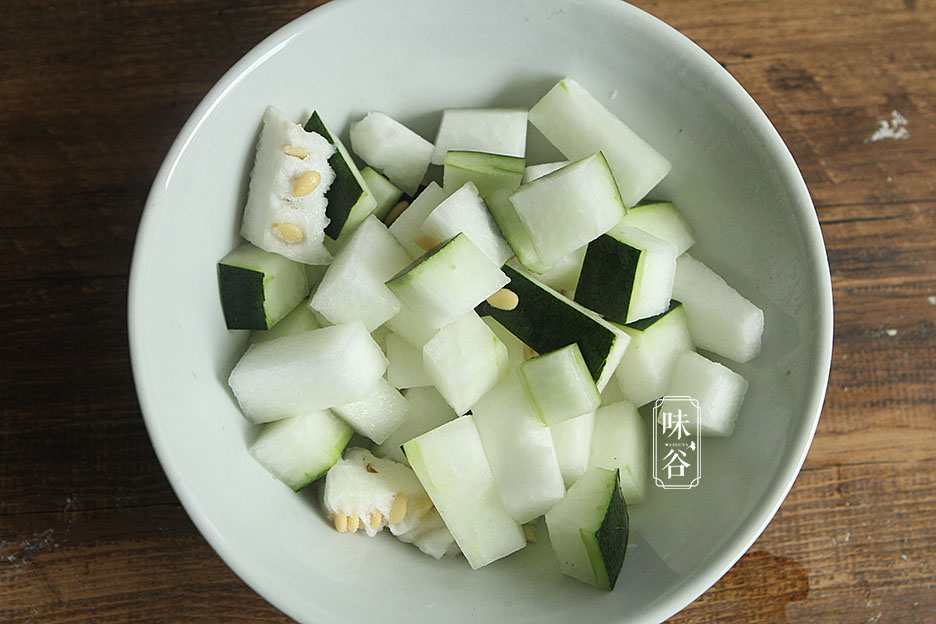 小暑将至,教你做民间传统的解暑饮品,生津止渴,比喝饮料强
