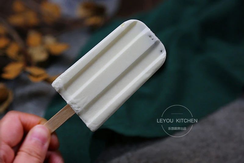 小时候,吃一根能高兴一整天的奶油雪糕,在家做其实很容易