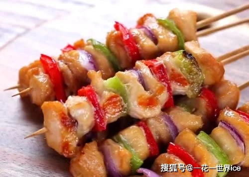 在家教你做鸡肉烤串,软嫩鲜香,简单营养,大人小孩都爱吃