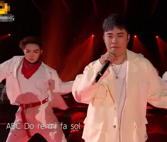 李晨一脸憔悴,尹正“胖若两人”,中年男星保养一个比一个差