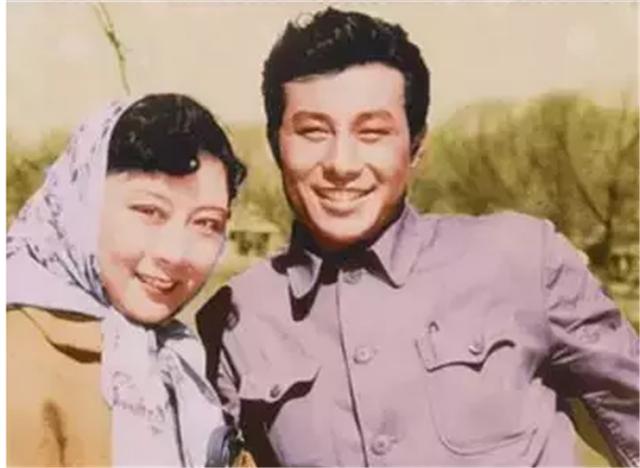 看到86岁王晓棠后,才知道什么叫美了一辈子,永不褪色的军中绿花