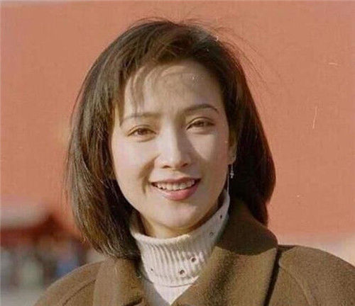 唯一演完四大名著的女星:因太漂亮在火车站被名导发掘,近况如何