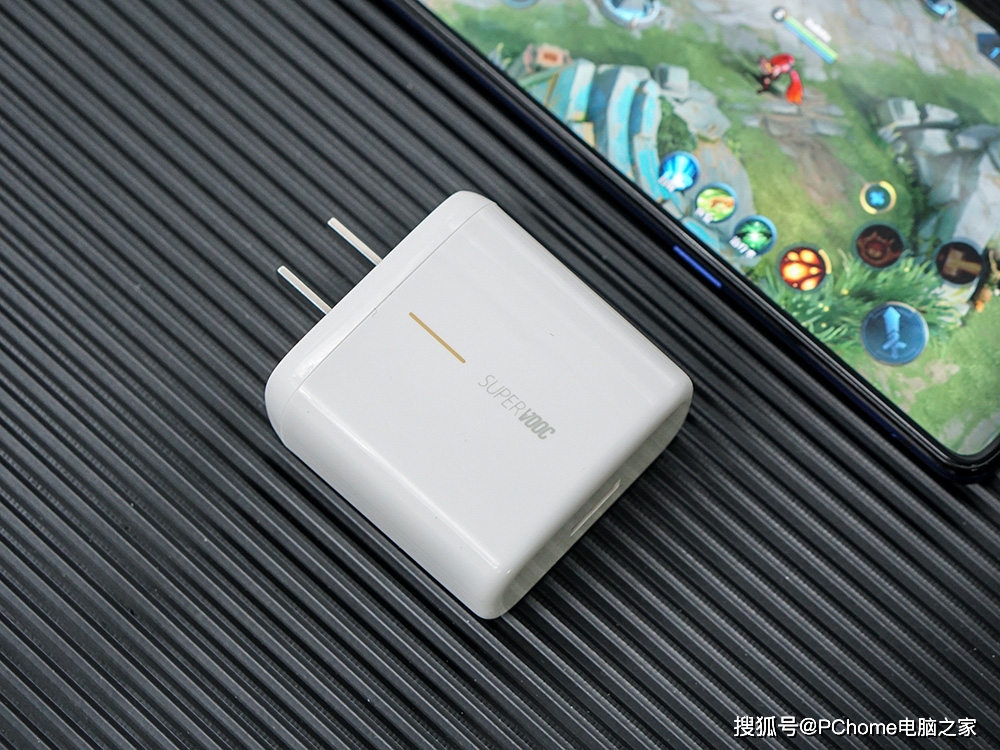 2499元也有65W闪充 OPPO Reno4 SE推动超闪全民化
