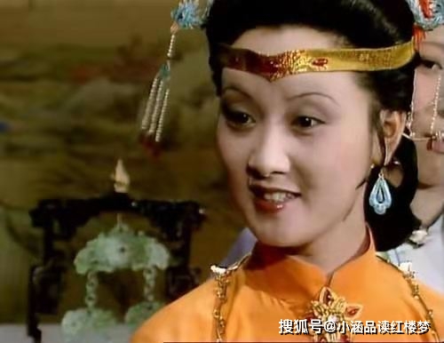 红楼梦:王熙凤带队夜查大观园后,贾母为何给她半碗剩粥喝?